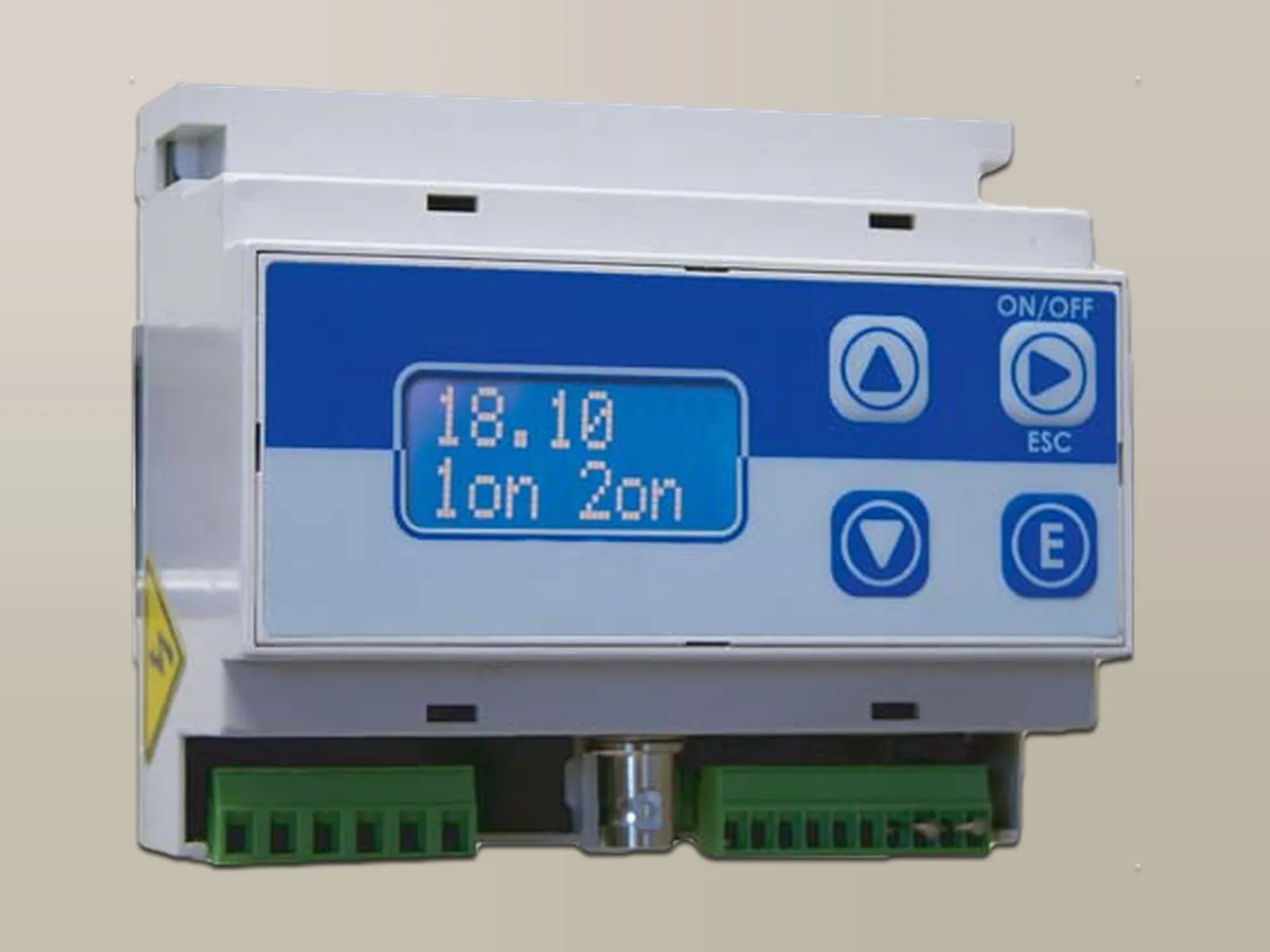 DIN Digital panel-mount controller on DIN rail